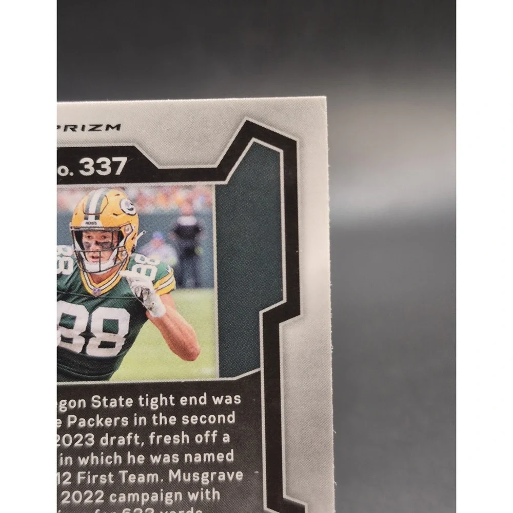 2023 Panini Prizm Luke Musgrave #337 Rookie Red Sparkle Prizm (RC) GB Packers